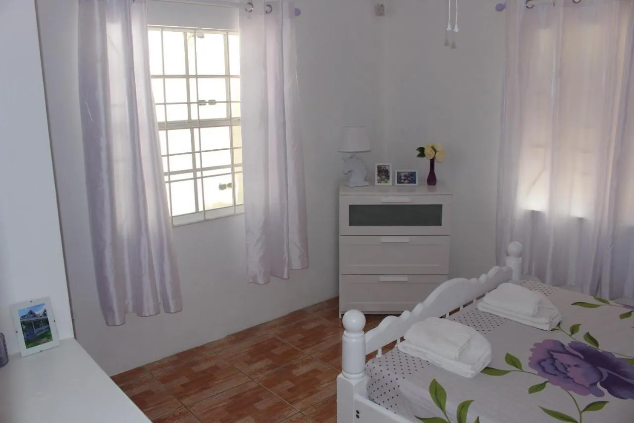 Guest house Amarilla Apartments Brighton Village