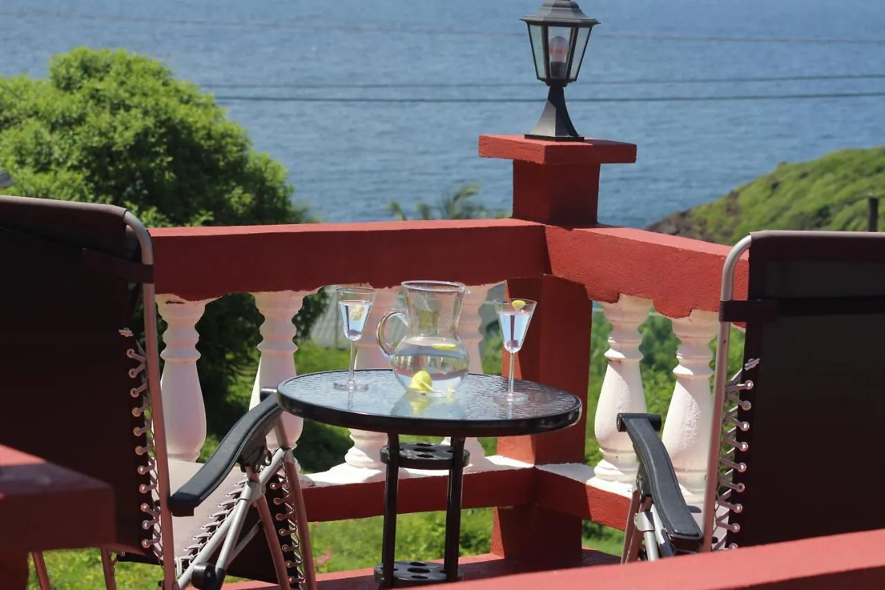 Guest house Amarilla Apartments Brighton Village Saint Vincent and the Grenadines